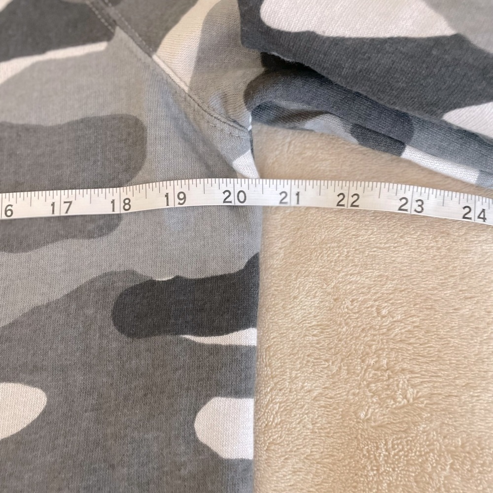 Lucky Brand Camouflage Crewneck Sweater - Size S - Picture 7 of 11